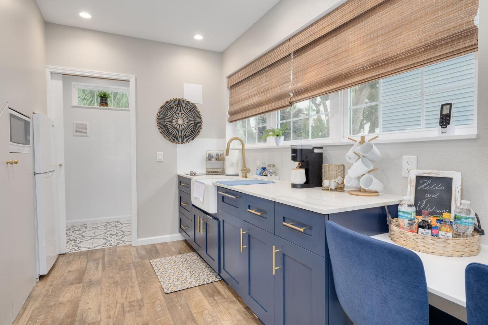 Shelly - Cozy 1 Bedroom Tiny Home With Pool Dunedin Esterno foto